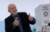 Gana Lula pero habrá balotaje y final abierto