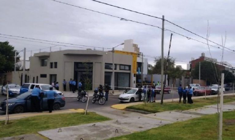 Un policía “jugaba” con su arma y mató a un amigo, en Neuquén