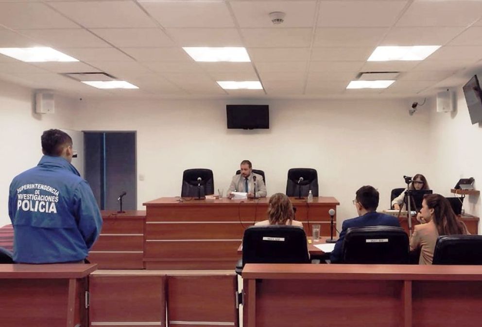 El femicida ató el cuerpo y lo trasladó en una carretilla 