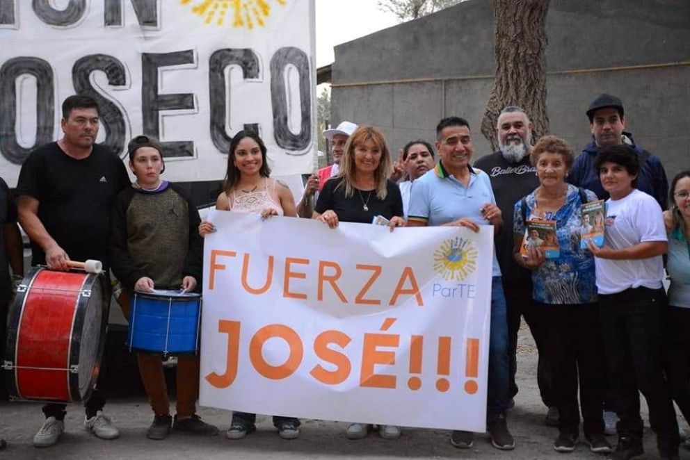 “¡Fuerza José!”, respaldo militante al intendente de Cutral Co