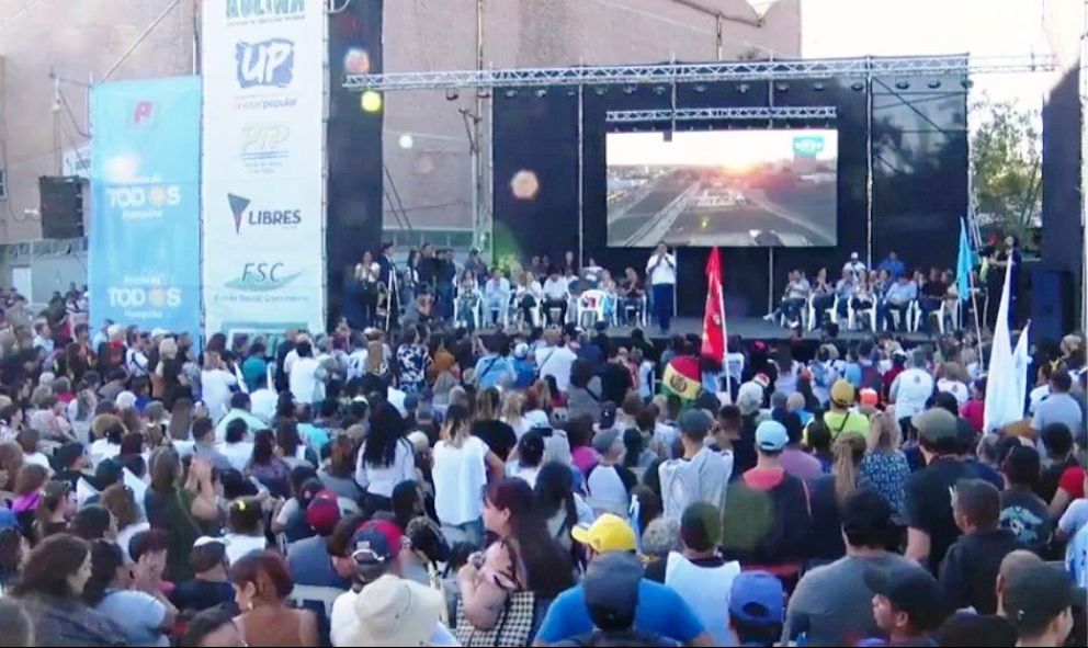 Concurrido acto de Rioseco con Evo Morales, en Neuquén